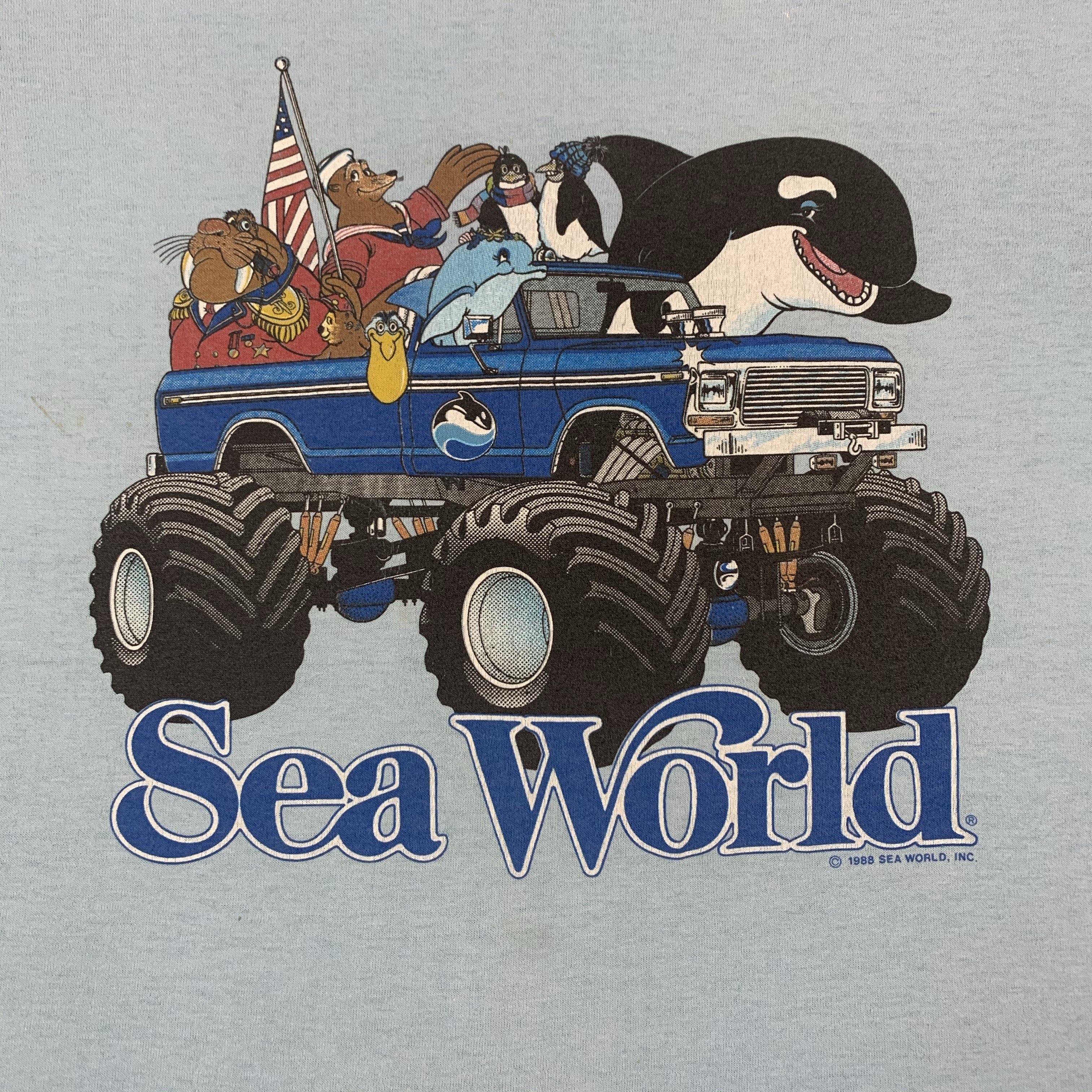 Vintage Sea World “1988” T-Shirt - Image 3